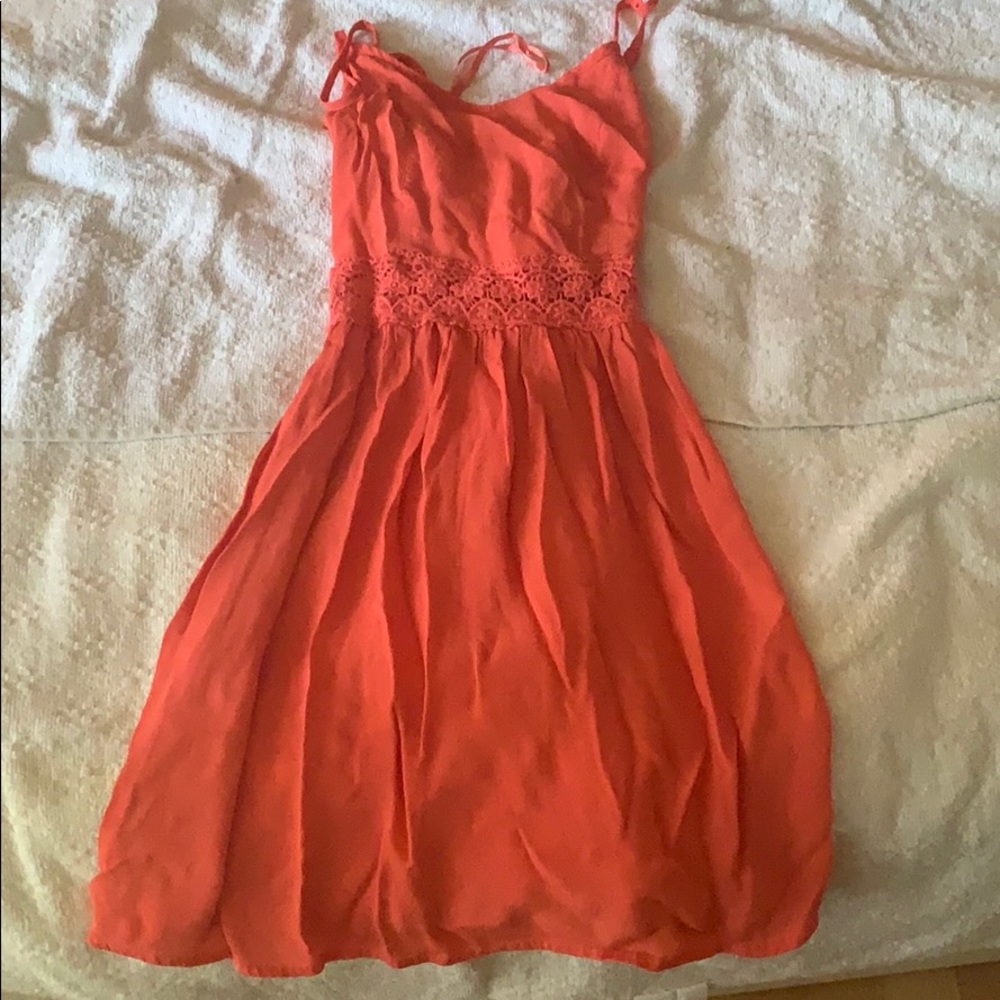 ❣️Coral Summer Dress with waist detail 🏖